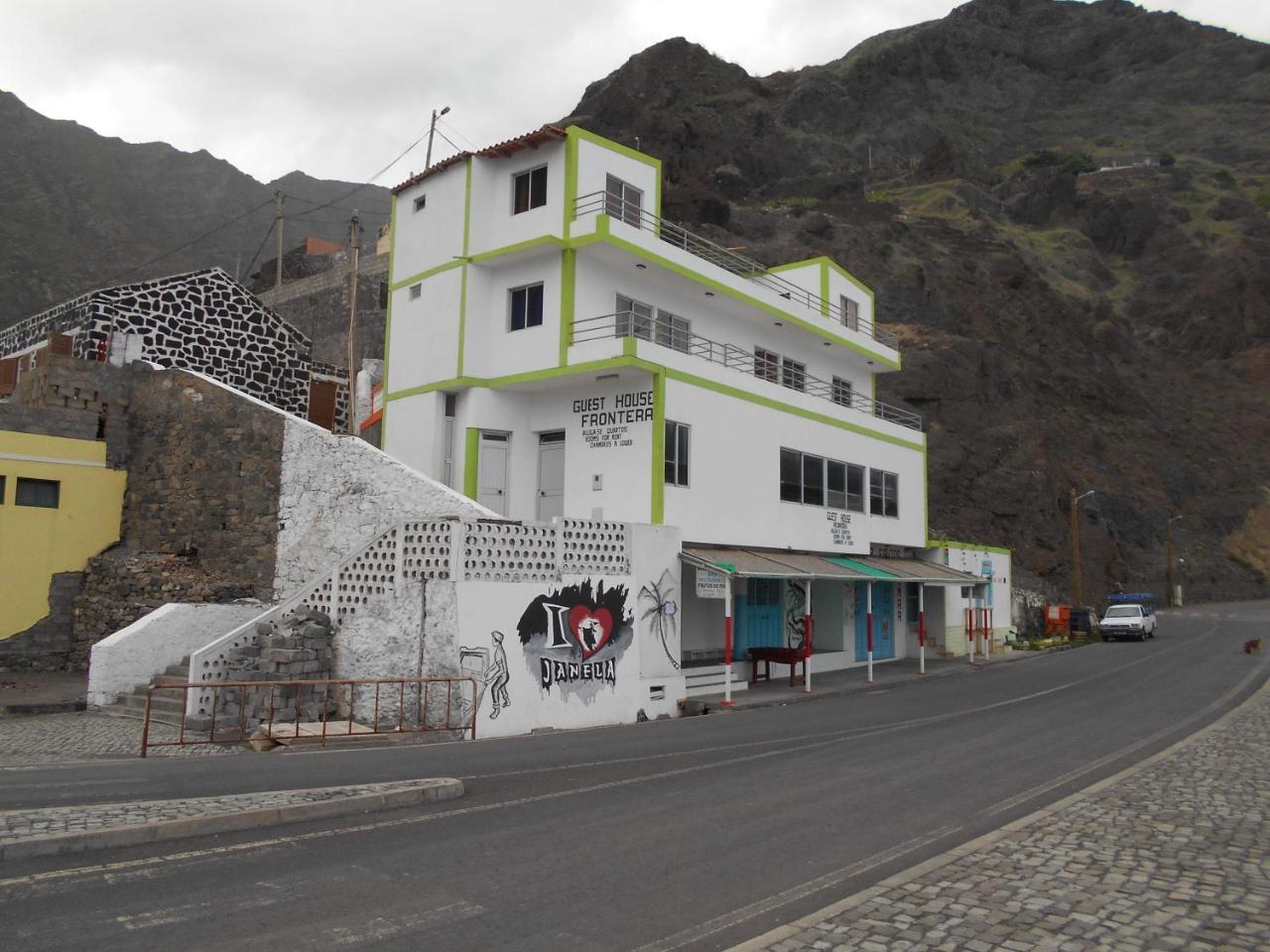 Guest House Frontera Pinto Bagian luar foto